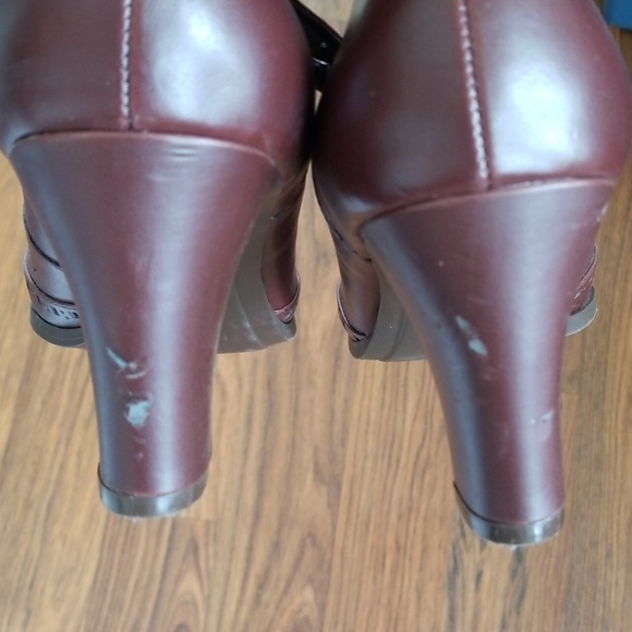 EUC Etienne Aigner Maroon Mary Jane Pumps Sz 10 - Picture 7 of 7